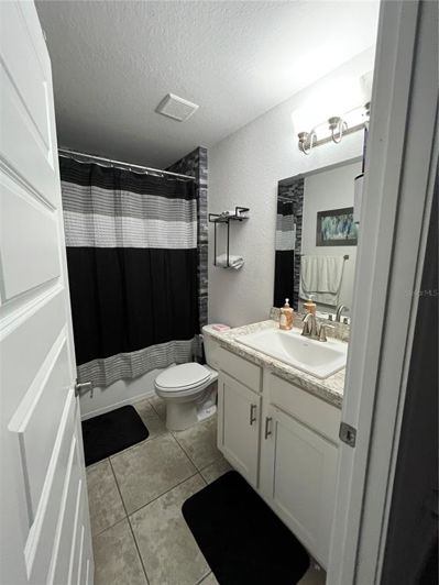 Image No.70-5 Bed Property for sale