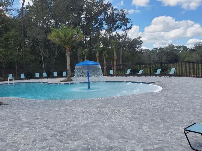 Image No.75-5 Bed Property for sale