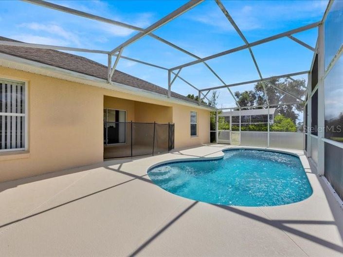 Image No.6-Propriété de 4 chambres à vendre à Davenport