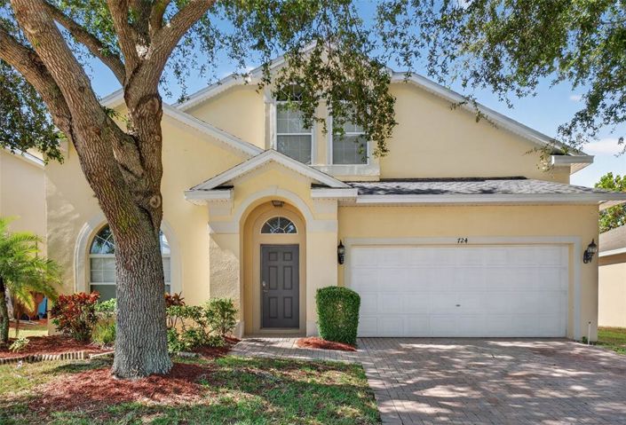 Image No.2-5 Bed Property for sale