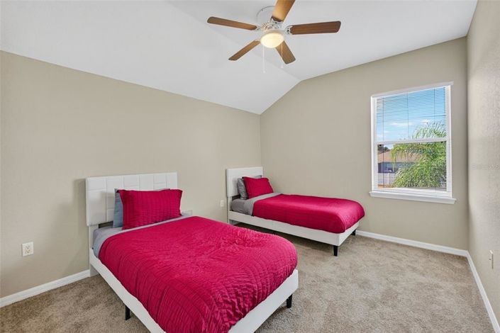 Image No.29-5 Bed Property for sale