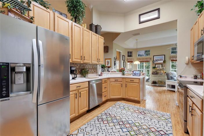 Image No.14-3 Bed Property for sale