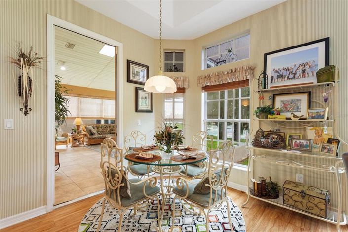 Image No.17-3 Bed Property for sale