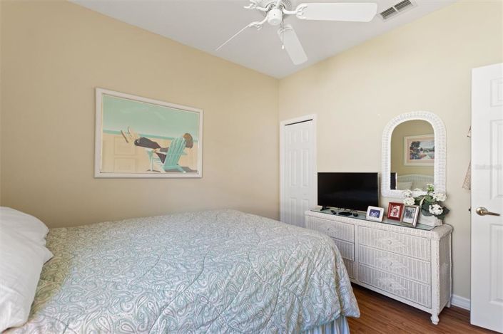 Image No.22-3 Bed Property for sale