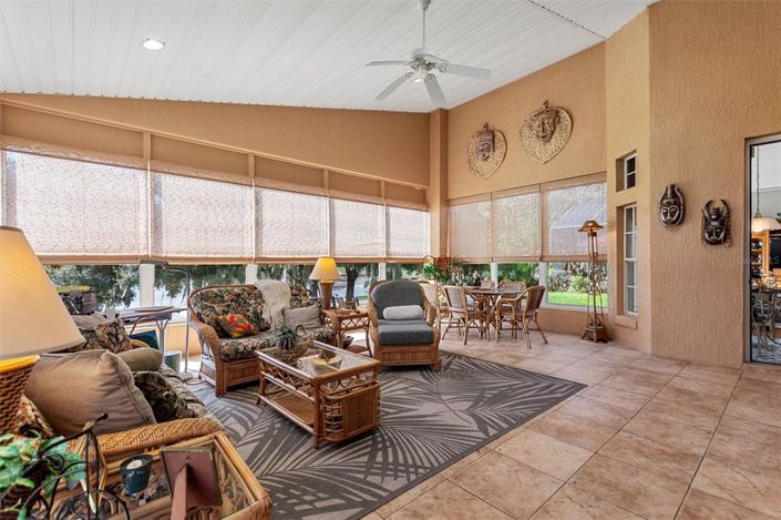 Image No.3-3 Bed Property for sale