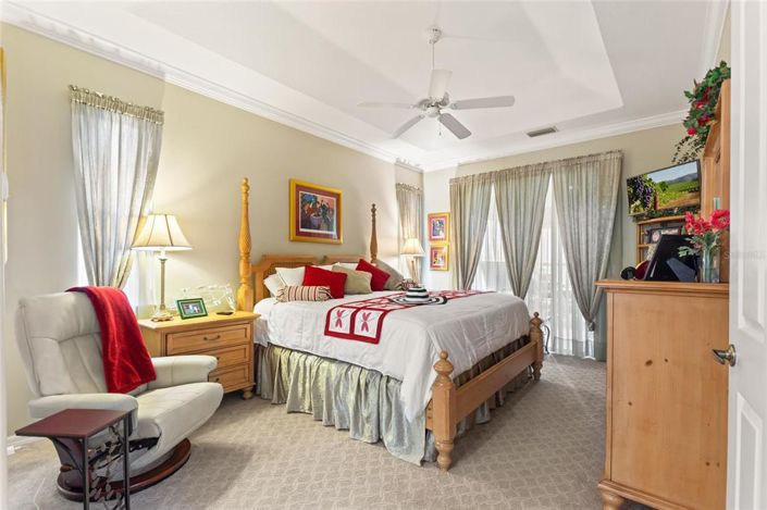 Image No.5-3 Bed Property for sale