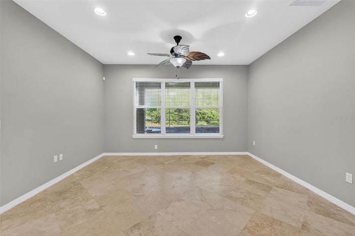 Image No.20-Propriété de 5 chambres à vendre à Davenport