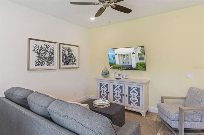 Image No.10-3 Bed Townhouse for sale