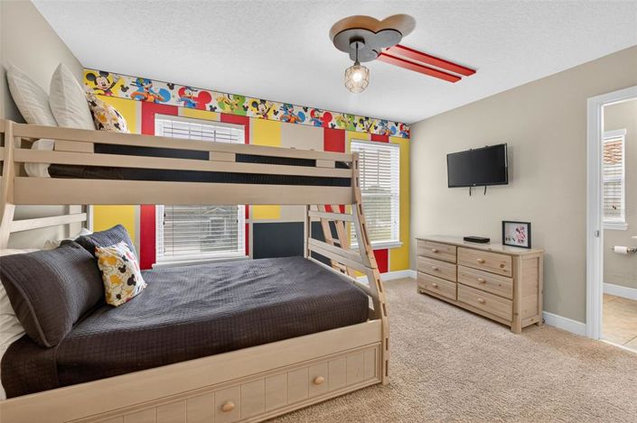 Image No.37-5 Bed Property for sale