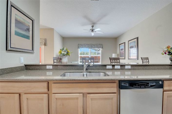 Image No.16-4 Bed Townhouse for sale