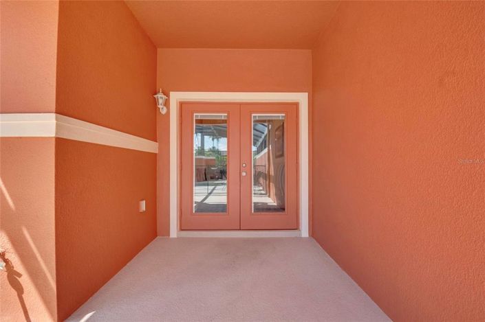 Image No.24-4 Bed Townhouse for sale