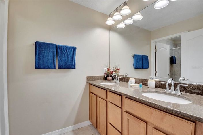 Image No.42-4 Bed Townhouse for sale