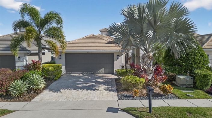 Image No.2-3 Bed Property for sale