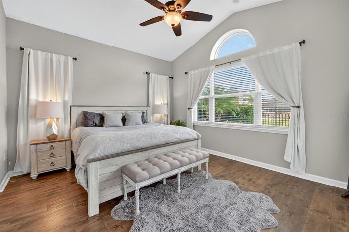 Image No.31-3 Bed Property for sale