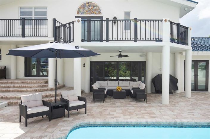 Image No.25-4 Bed Property for sale