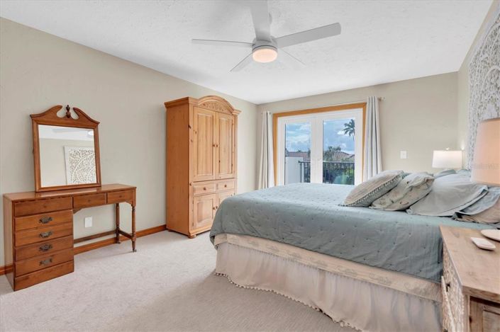 Image No.29-4 Bed Property for sale