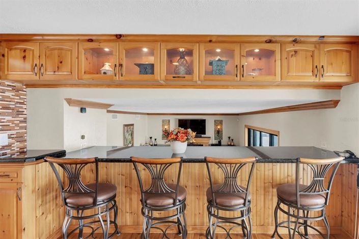 Image No.9-4 Bed Property for sale