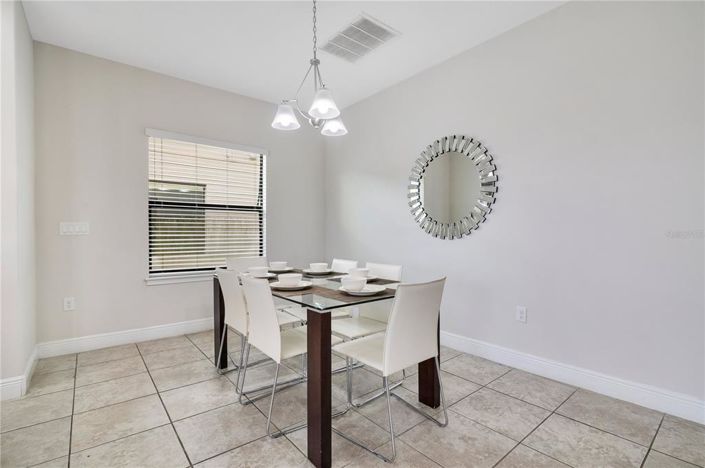 Image No.11-Propriété de 4 chambres à vendre à Haines City