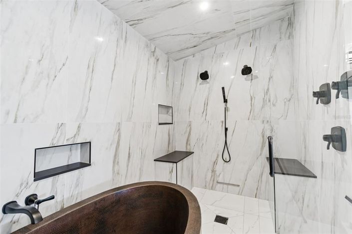 Image No.8-Propriété de 3 chambres à vendre à Belleair Beach