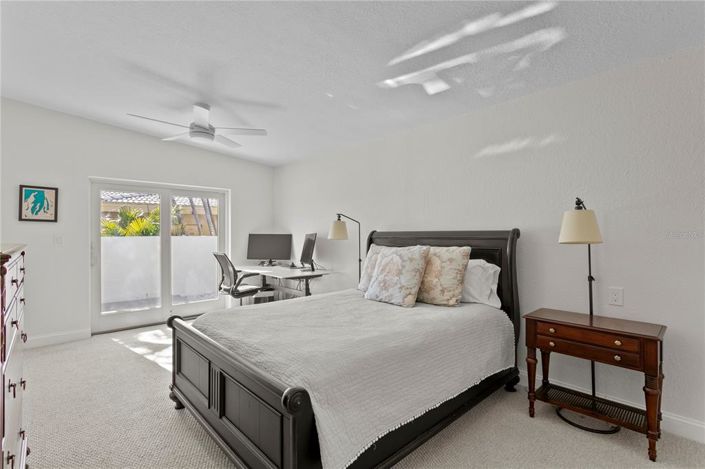 Image No.27-3 Bed Property for sale