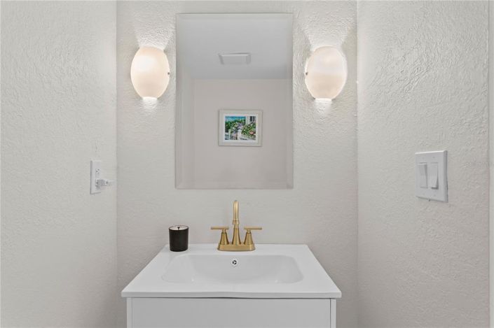 Image No.34-3 Bed Property for sale