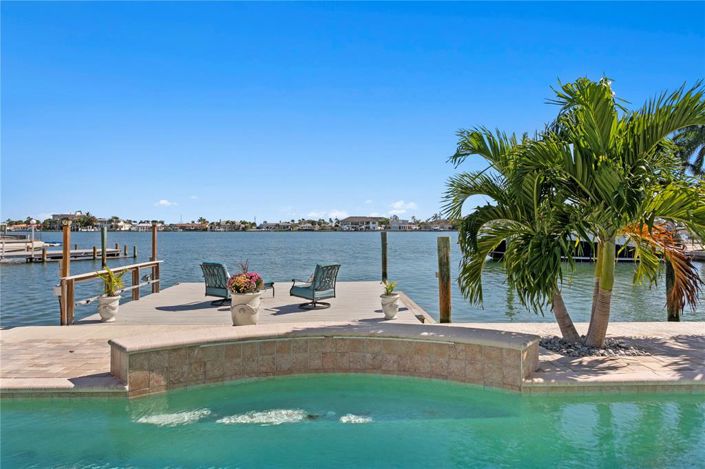 Image No.40-3 Bed Property for sale