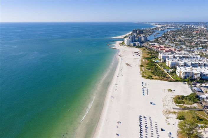 Image No.41-3 Bed Property for sale