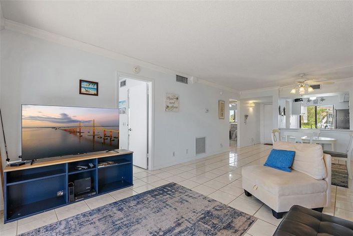 Image No.13-2 Bed Property for sale