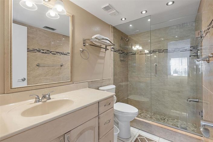 Image No.18-2 Bed Property for sale