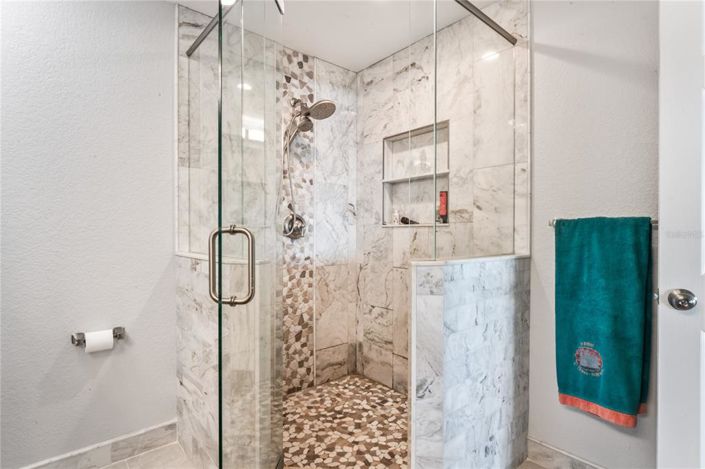 Image No.41-3 Bed Property for sale