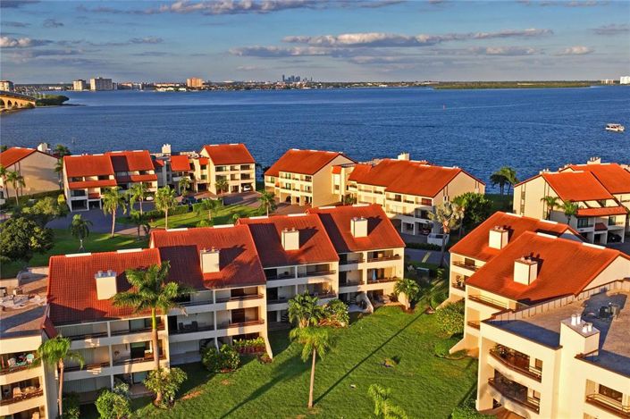 Image No.64-3 Bed Property for sale