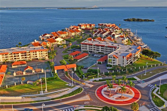 Image No.65-3 Bed Property for sale