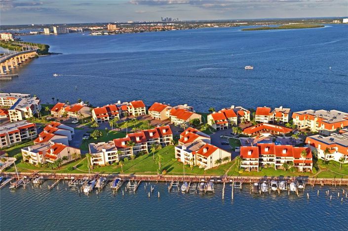 Image No.70-3 Bed Property for sale