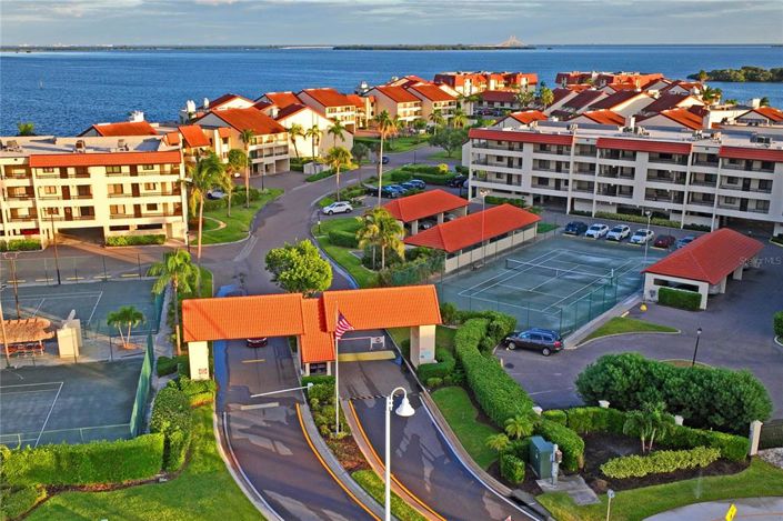 Image No.76-3 Bed Property for sale