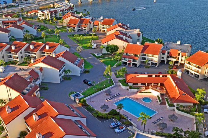 Image No.79-3 Bed Property for sale