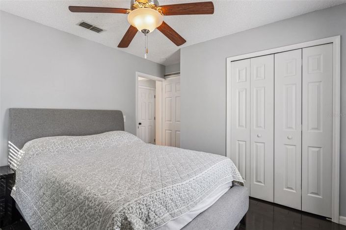 Image No.17-3 Bed Property for sale