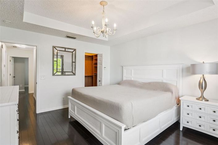 Image No.19-3 Bed Property for sale