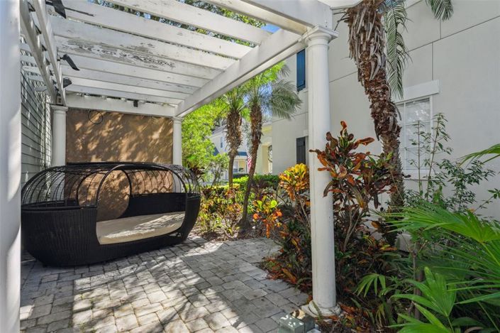 Image No.30-3 Bed Property for sale