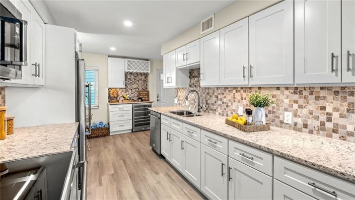 Image No.11-2 Bed Property for sale