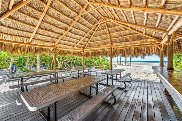 Image No.49-2 Bed Property for sale