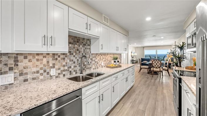 Image No.8-2 Bed Property for sale