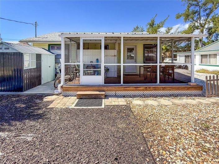 Image No.17-5 Bed Property for sale