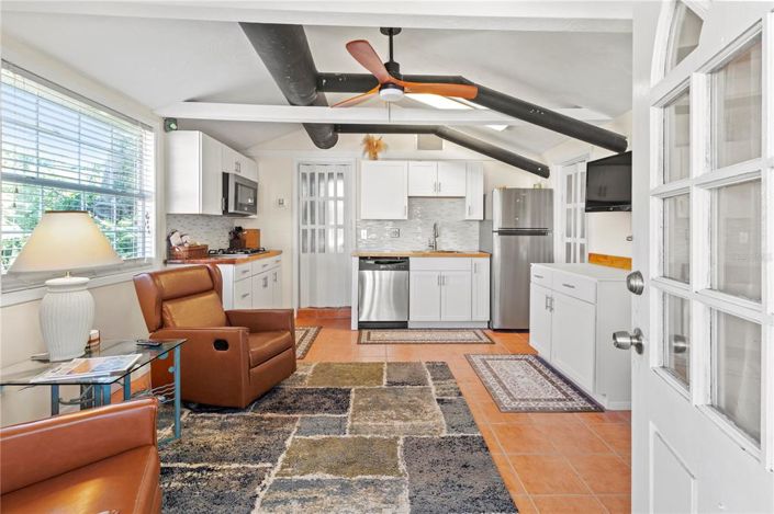 Image No.22-5 Bed Property for sale