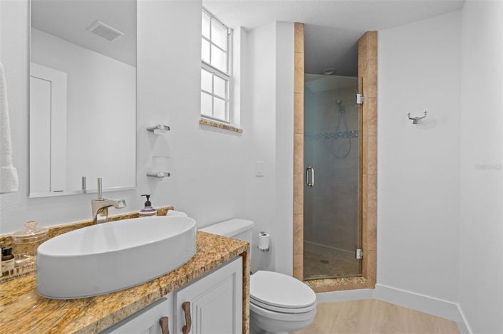 Image No.23-3 Bed Property for sale