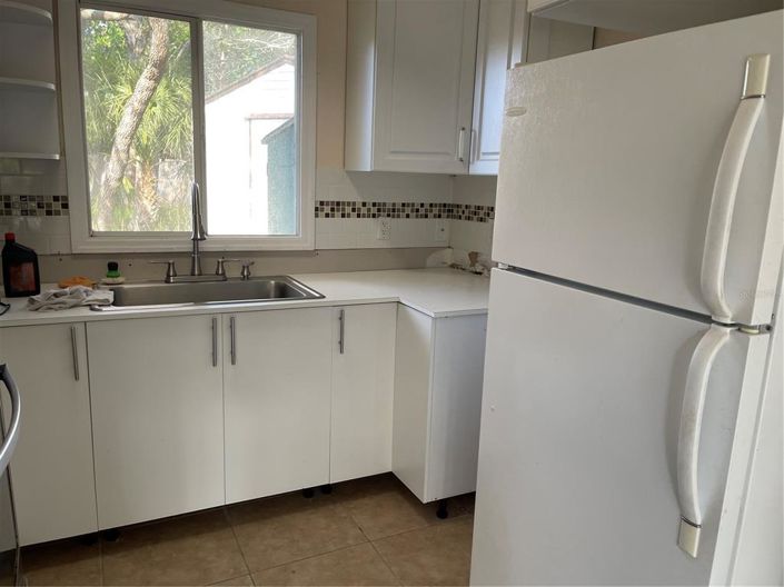 Image No.11-3 Bed Property for sale