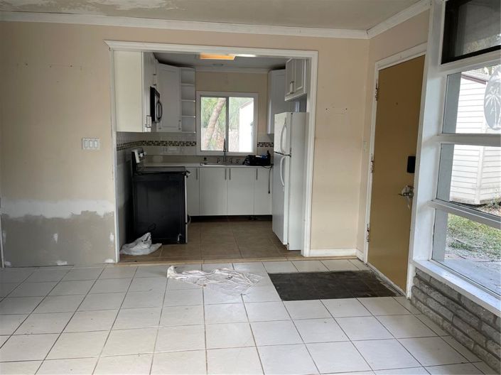 Image No.9-3 Bed Property for sale