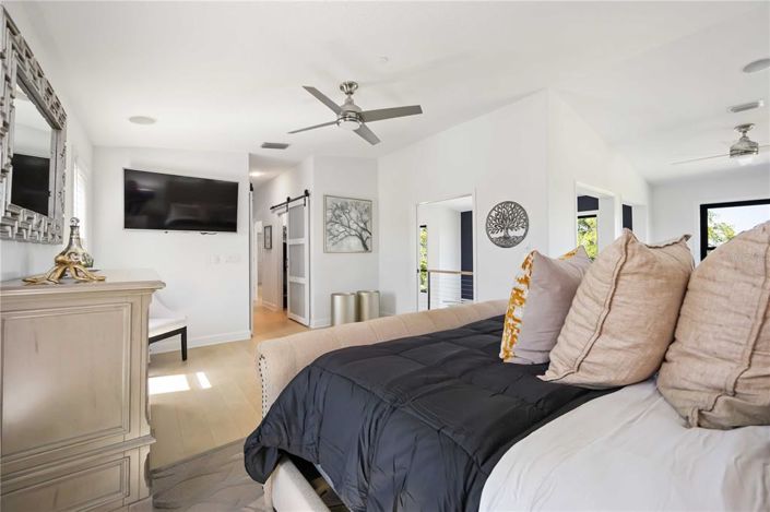 Image No.19-4 Bed Property for sale