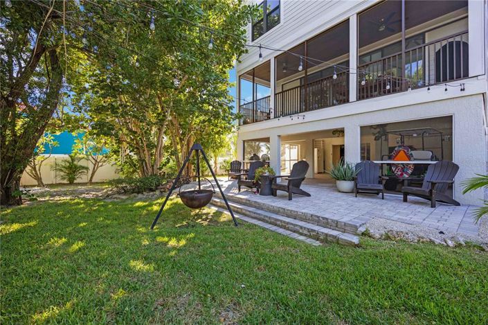 Image No.48-4 Bed Property for sale