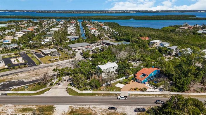 Image No.62-4 Bed Property for sale