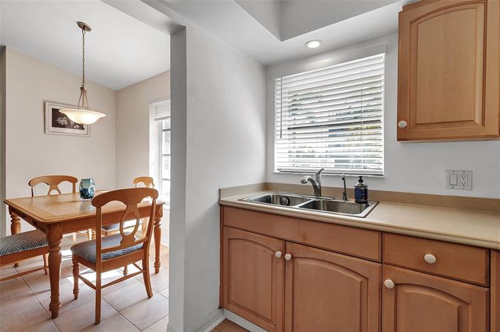 Image No.14-4 Bed Property for sale